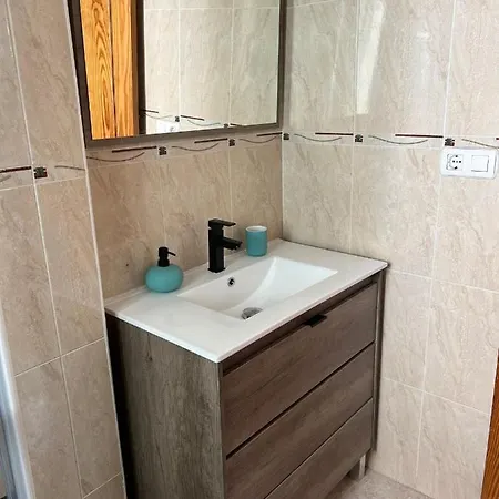 Atico Duplex Con Vista Mar Y Terraza Privada A 200m De La Playa Hasta 6 Personas